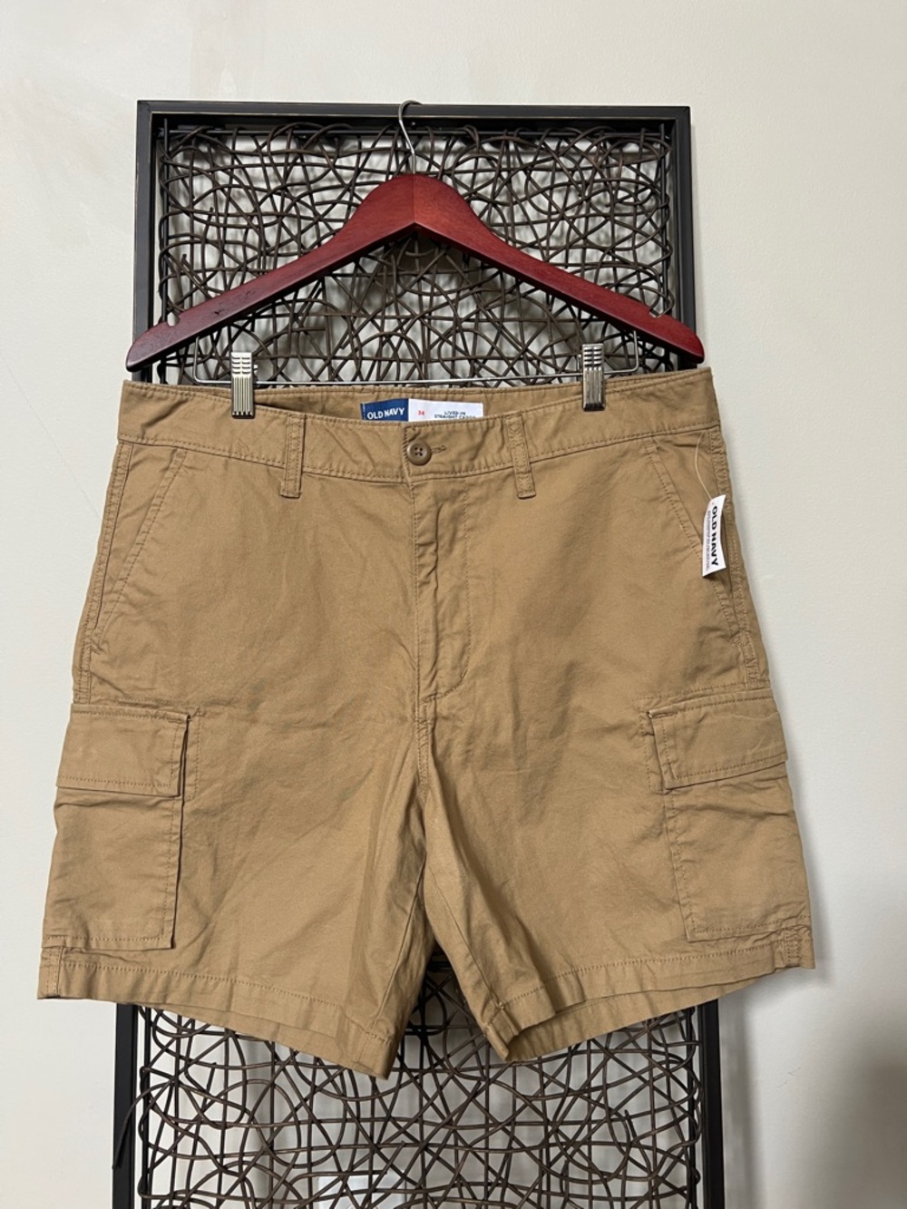 Old Navy Khaki Tan Cargo Shorts Streetwear skater approx 6.5” inseam Mens 34 NEW